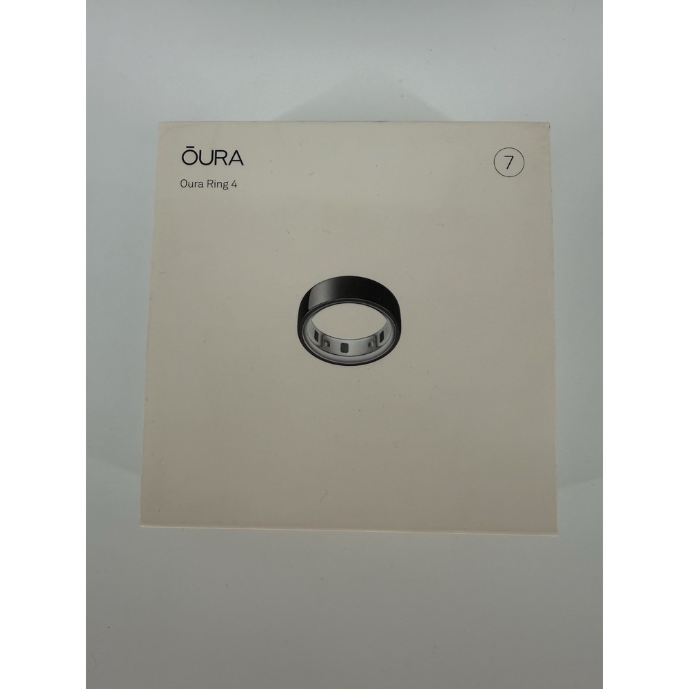 ŌURA - Oura Ring 4, Black, Size 7 w/ Charger Excellent Condition Smart Tracker